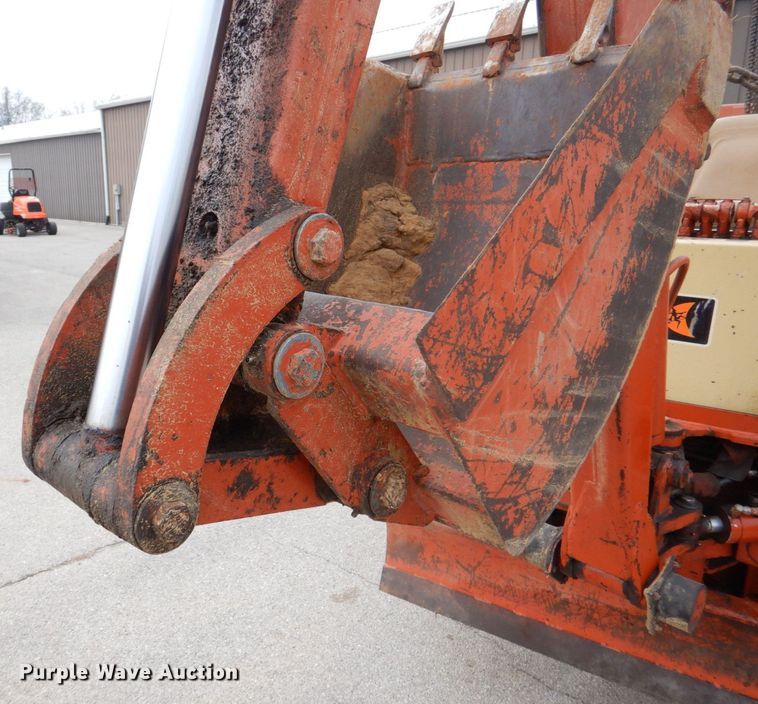 image for item MJ9918 1978 Ditch Witch R40  trencher