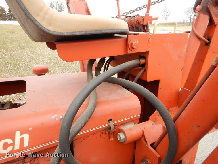 image for item MJ9918 1978 Ditch Witch R40  trencher