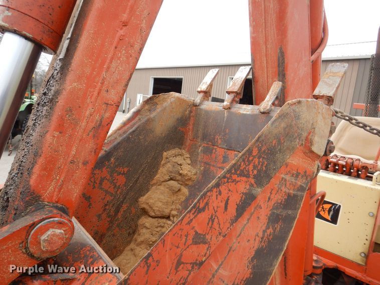 image for item MJ9918 1978 Ditch Witch R40  trencher