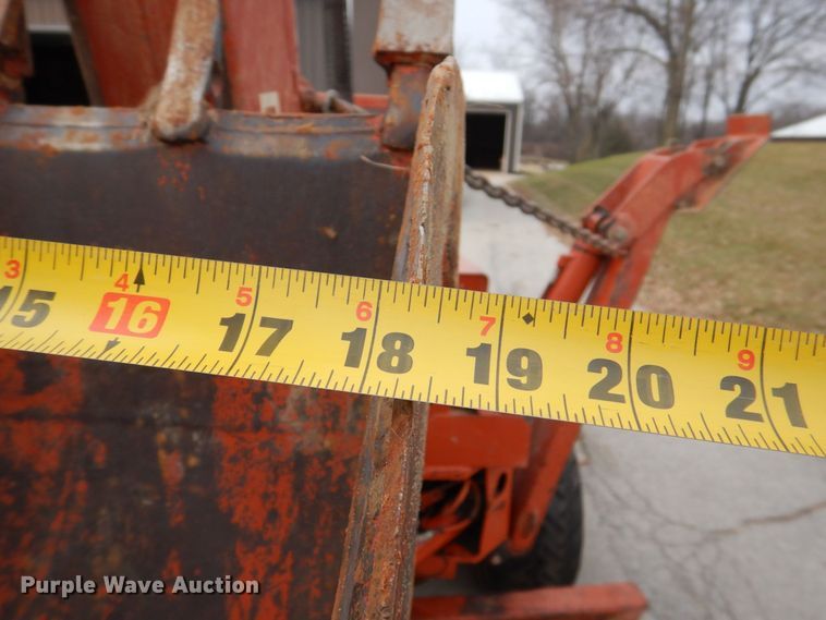 image for item MJ9918 1978 Ditch Witch R40  trencher