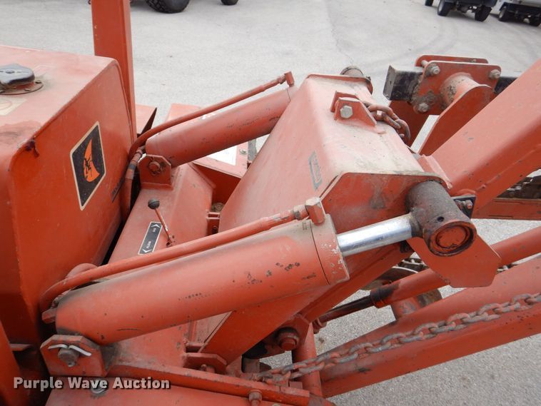 image for item MJ9918 1978 Ditch Witch R40  trencher