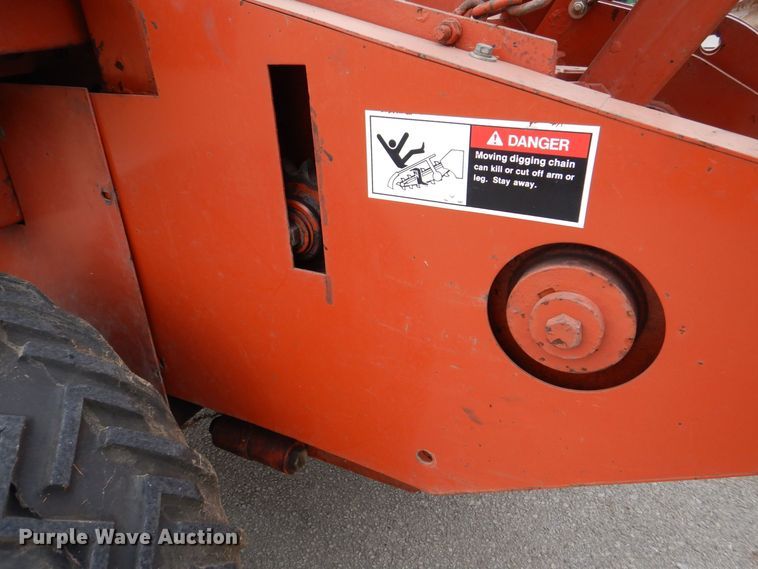 image for item MJ9918 1978 Ditch Witch R40  trencher
