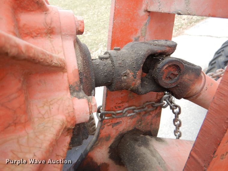 image for item MJ9918 1978 Ditch Witch R40  trencher