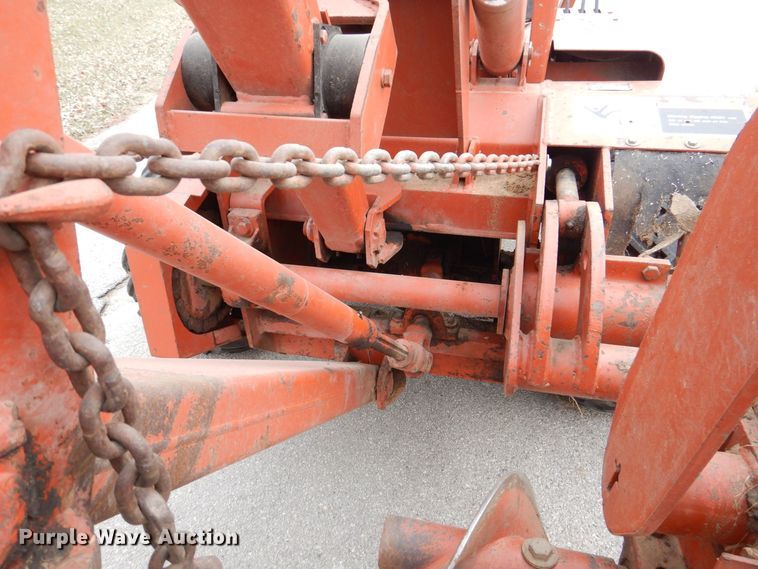 image for item MJ9918 1978 Ditch Witch R40  trencher