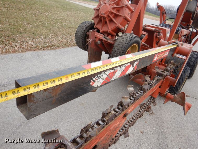 image for item MJ9918 1978 Ditch Witch R40  trencher