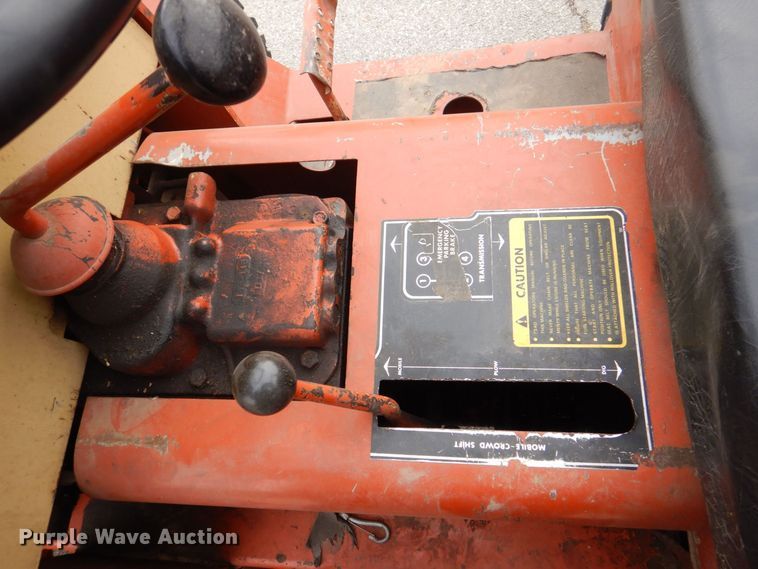 image for item MJ9918 1978 Ditch Witch R40  trencher