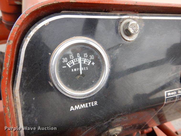 image for item MJ9918 1978 Ditch Witch R40  trencher