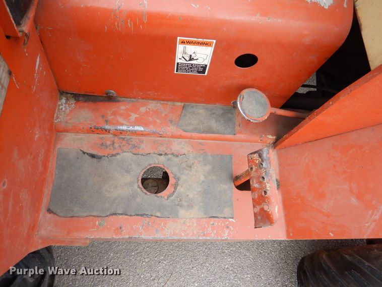 image for item MJ9918 1978 Ditch Witch R40  trencher