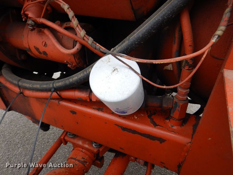 image for item MJ9918 1978 Ditch Witch R40  trencher