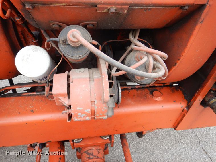 image for item MJ9918 1978 Ditch Witch R40  trencher