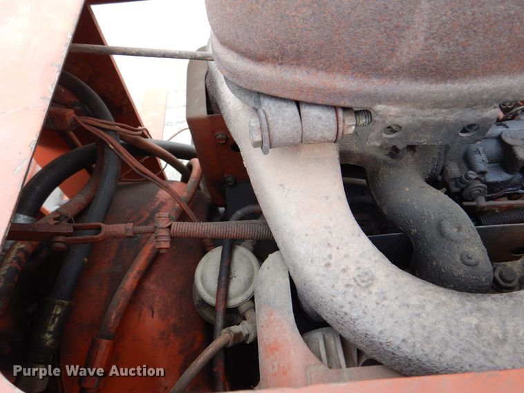 image for item MJ9918 1978 Ditch Witch R40  trencher