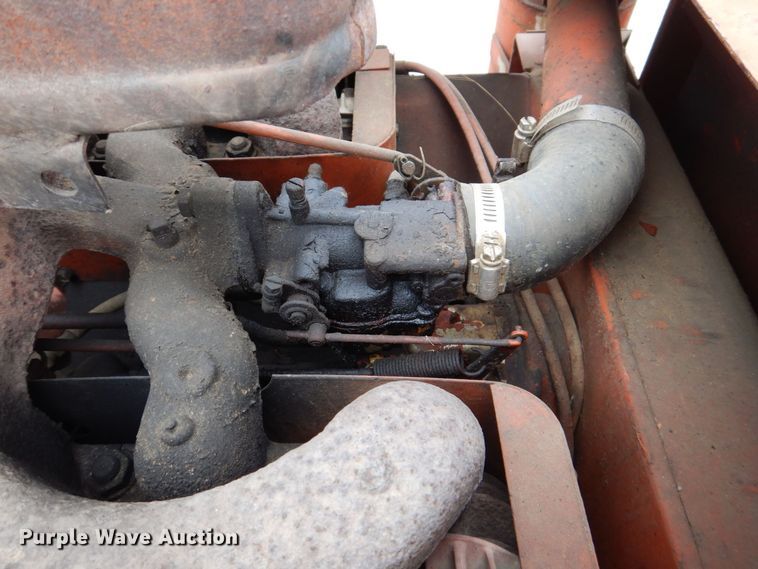 image for item MJ9918 1978 Ditch Witch R40  trencher