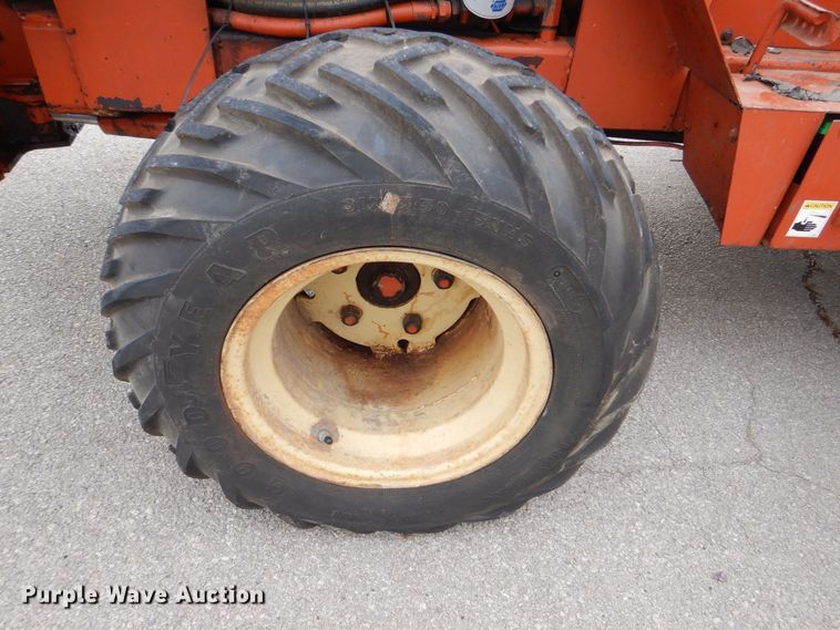 image for item MJ9918 1978 Ditch Witch R40  trencher