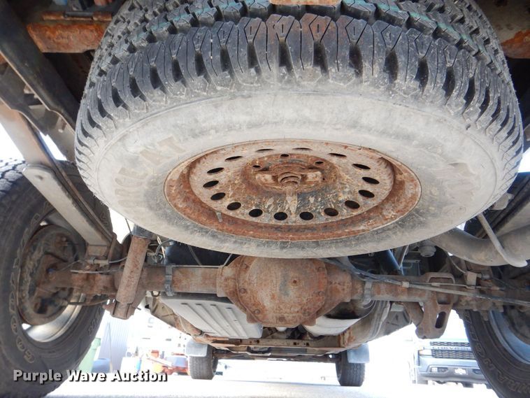 image for item MJ9919 2011 Chevrolet Silverado 1500  Ext. Cab pickup truck