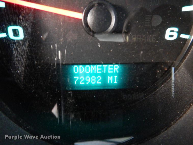 image for item MJ9919 2011 Chevrolet Silverado 1500  Ext. Cab pickup truck