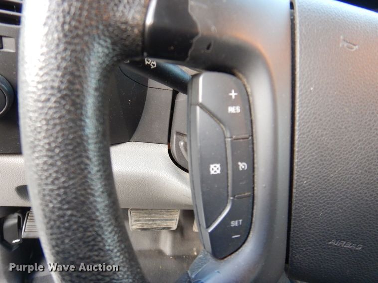 image for item MJ9919 2011 Chevrolet Silverado 1500  Ext. Cab pickup truck