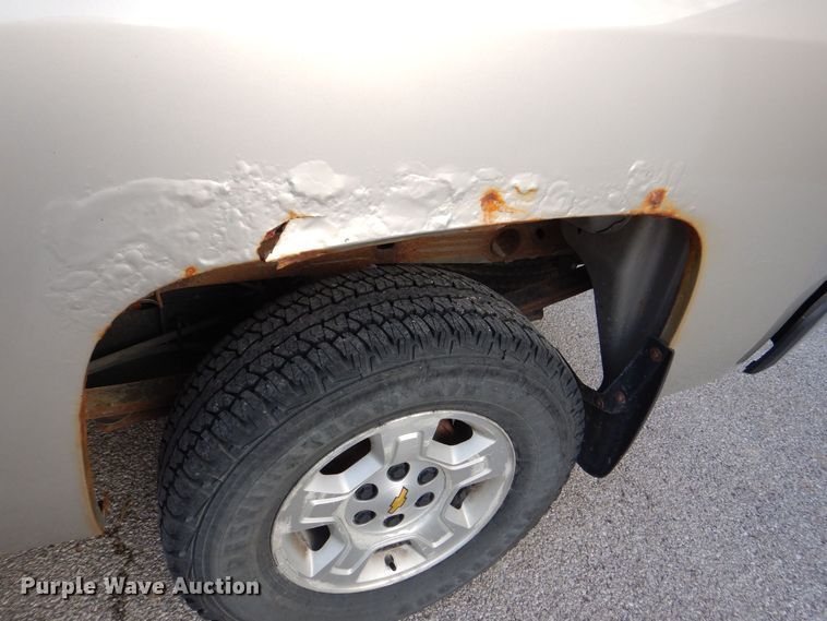 image for item MJ9920 2008 Chevrolet Silverado 1500 LT  Ext. Cab pickup truck