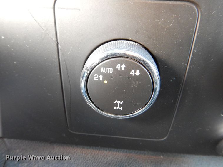 image for item MJ9920 2008 Chevrolet Silverado 1500 LT  Ext. Cab pickup truck