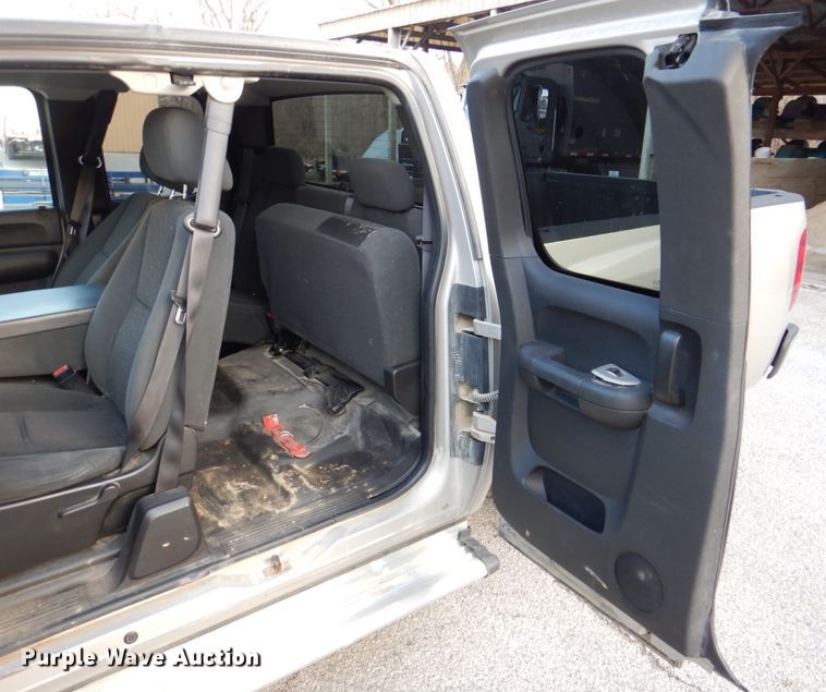 image for item MJ9920 2008 Chevrolet Silverado 1500 LT  Ext. Cab pickup truck