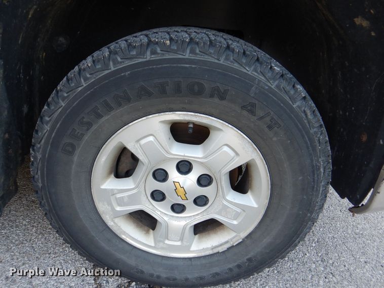 image for item MJ9920 2008 Chevrolet Silverado 1500 LT  Ext. Cab pickup truck