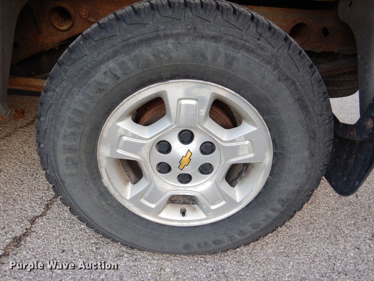 image for item MJ9920 2008 Chevrolet Silverado 1500 LT  Ext. Cab pickup truck