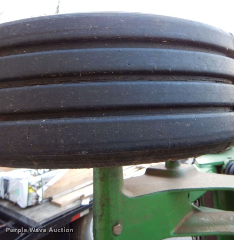 image for item MJ9922 2003 John Deere HX15  batwing rotary mower