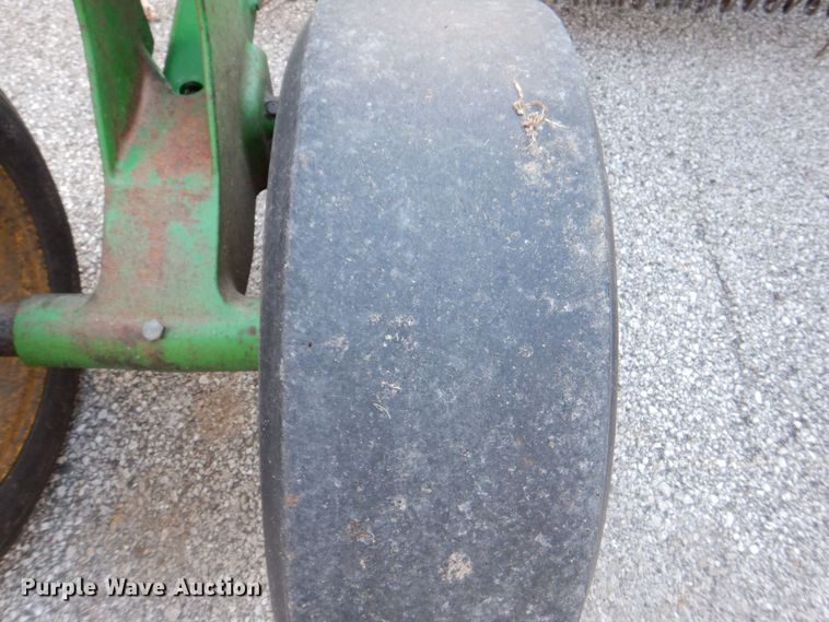 image for item MJ9922 2003 John Deere HX15  batwing rotary mower