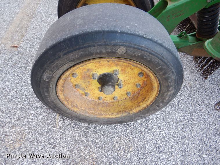 image for item MJ9922 2003 John Deere HX15  batwing rotary mower