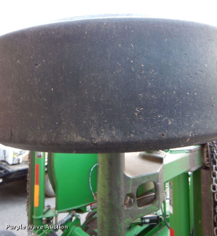 image for item MJ9922 2003 John Deere HX15  batwing rotary mower