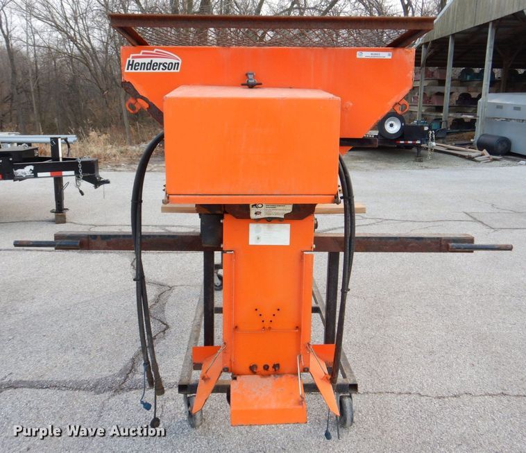 image for item MJ9923 2011 Henderson FSP2X9XHYDXMILD  spreader