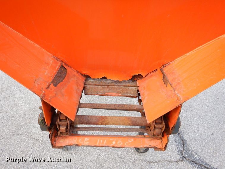 image for item MJ9923 2011 Henderson FSP2X9XHYDXMILD  spreader