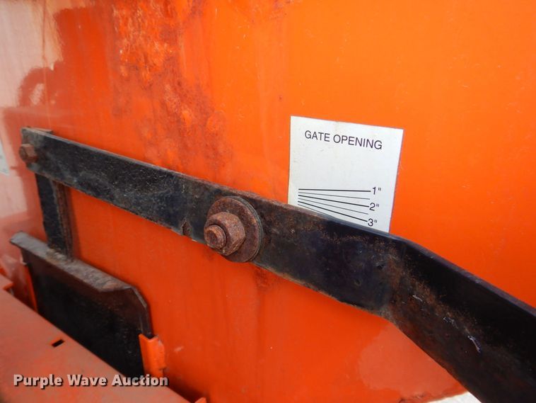 image for item MJ9923 2011 Henderson FSP2X9XHYDXMILD  spreader