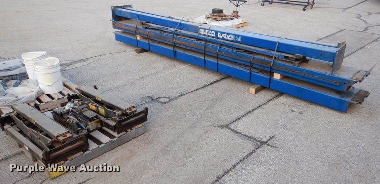 image for item MJ9924 2006 Bend Pak HD-12-B  four post automotive lift