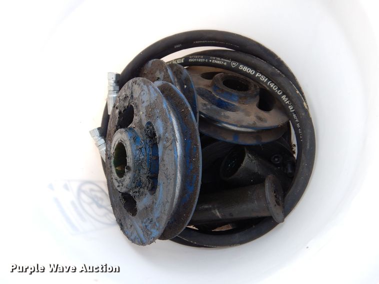 image for item MJ9924 2006 Bend Pak HD-12-B  four post automotive lift