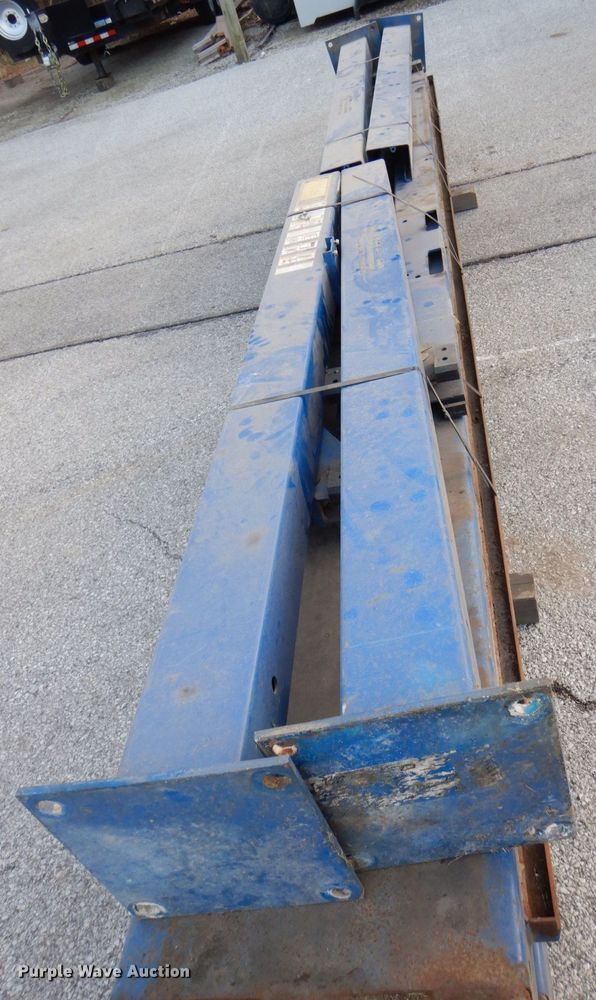 image for item MJ9924 2006 Bend Pak HD-12-B  four post automotive lift