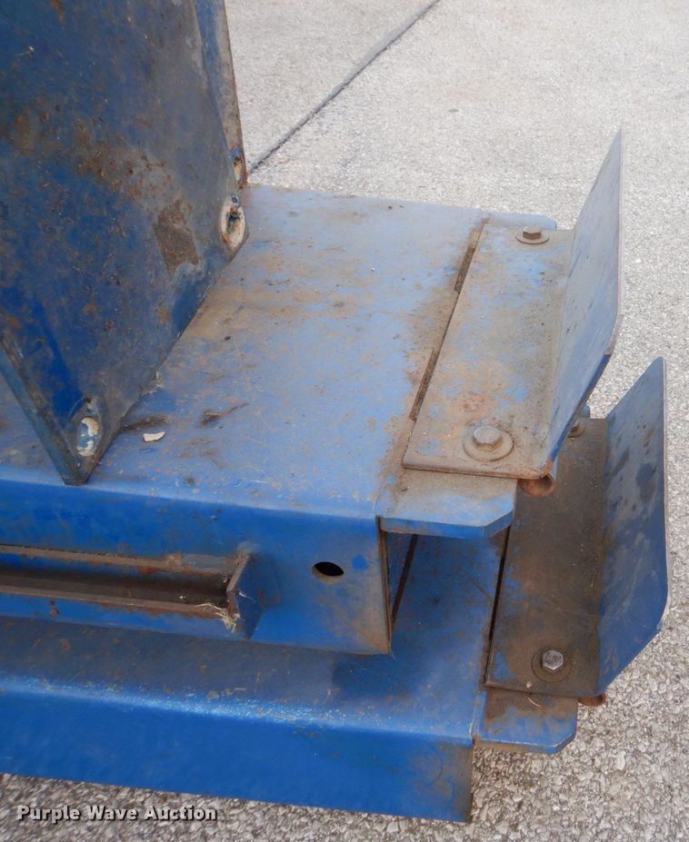 image for item MJ9924 2006 Bend Pak HD-12-B  four post automotive lift