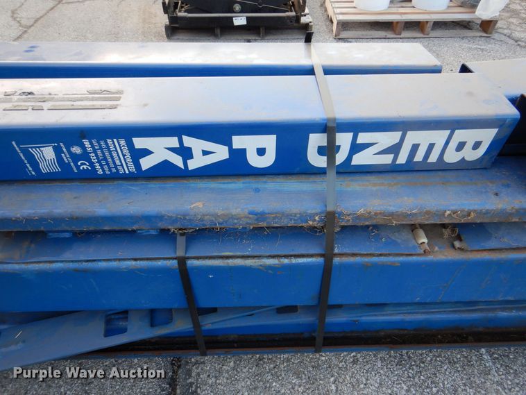 image for item MJ9924 2006 Bend Pak HD-12-B  four post automotive lift