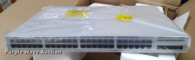 image for item MM9797 (9) Cisco C9200L ethernet switches
