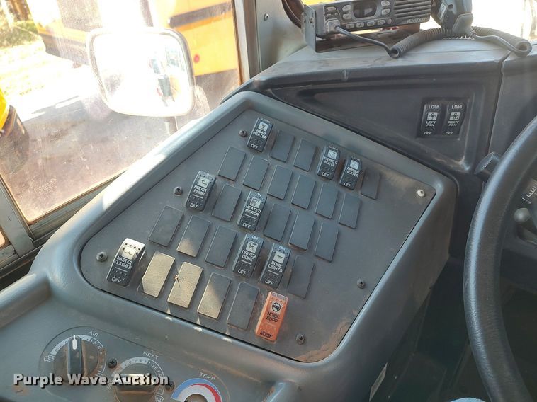 image for item MM9806 2012 International  school bus