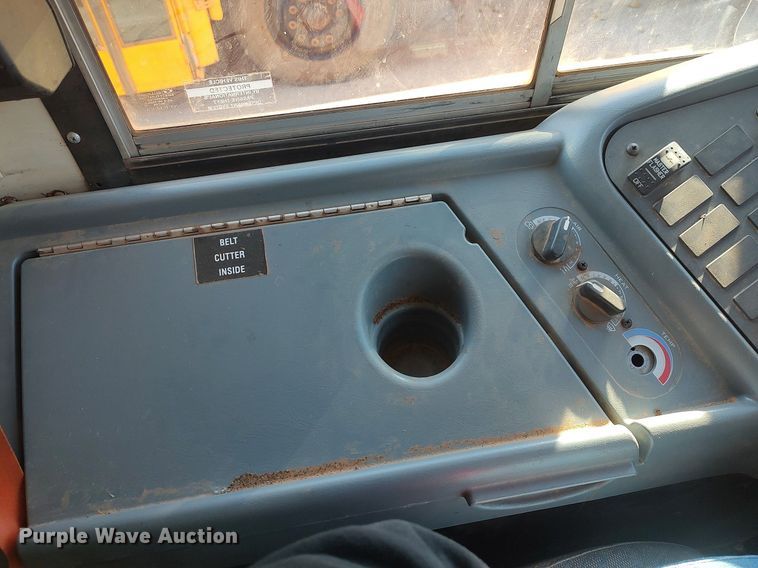 image for item MM9806 2012 International  school bus