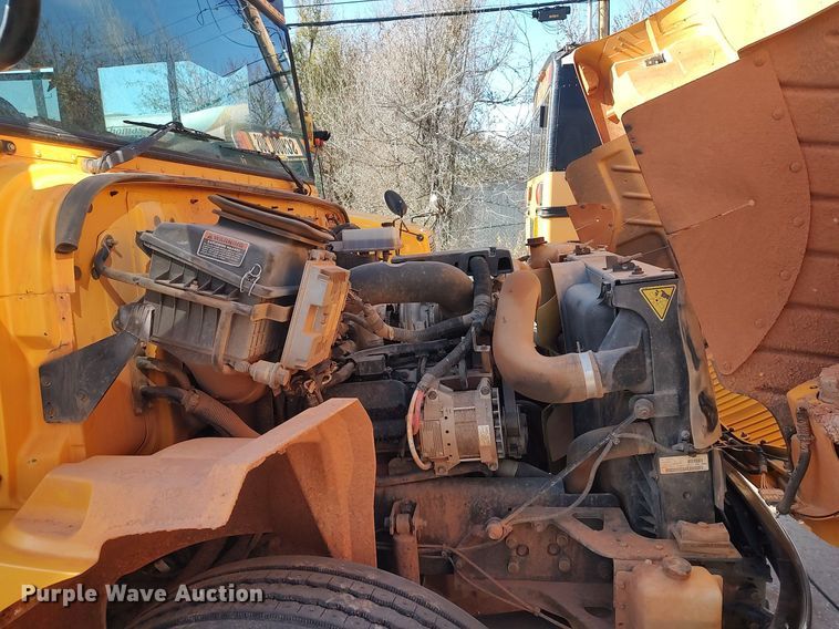 image for item MM9806 2012 International  school bus