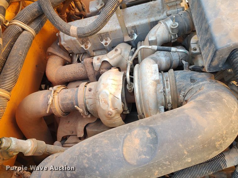 image for item MM9806 2012 International  school bus