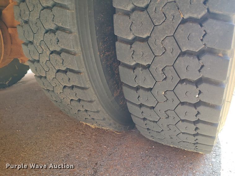 image for item MM9806 2012 International  school bus