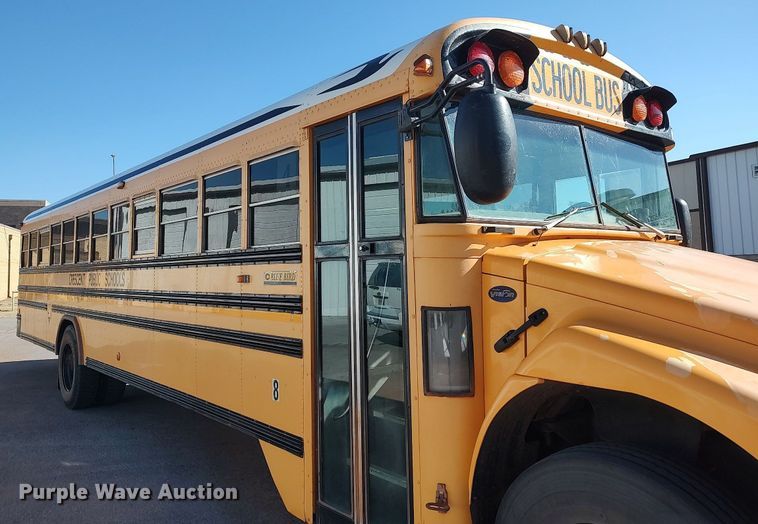 image for item MM9807 2006 Blue Bird  school bus