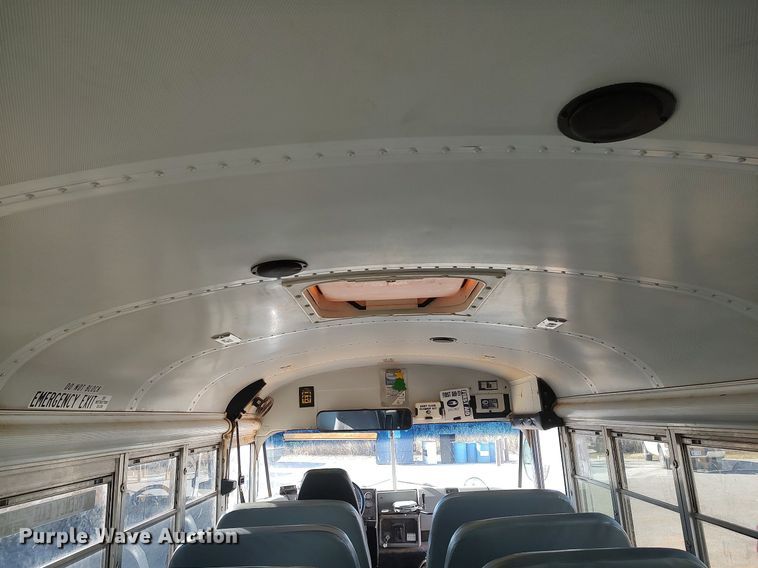 image for item MM9807 2006 Blue Bird  school bus