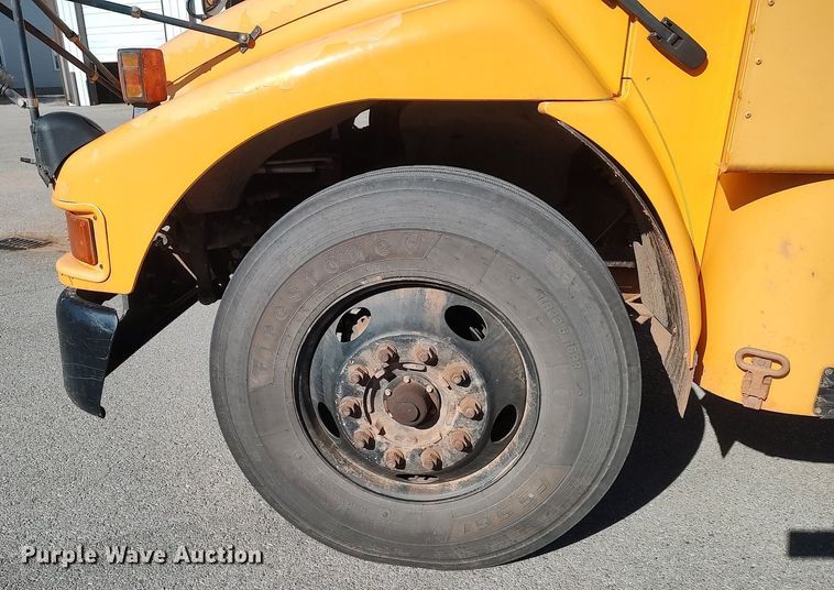 image for item MM9807 2006 Blue Bird  school bus