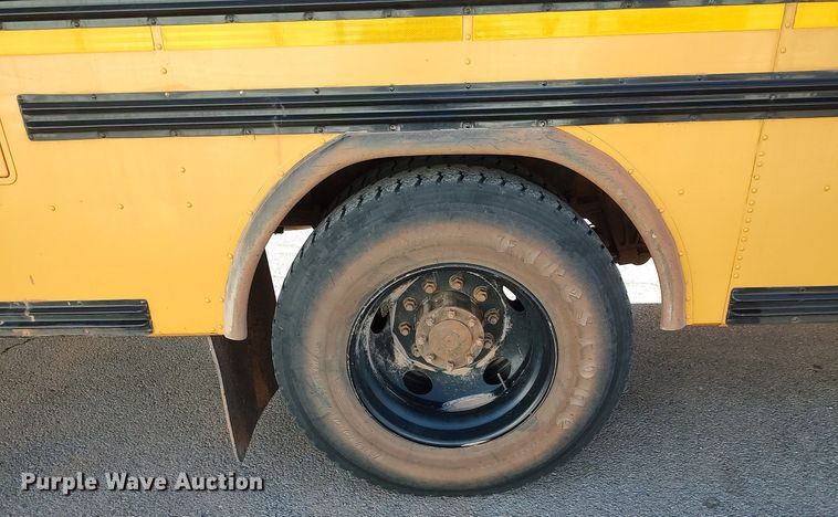 image for item MM9807 2006 Blue Bird  school bus