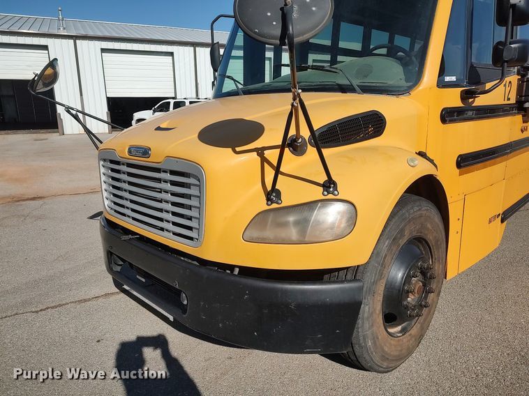 image for item MM9808 2008 Thomas  school bus