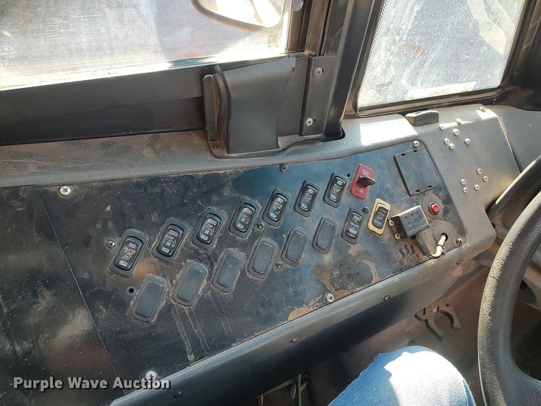 image for item MM9808 2008 Thomas  school bus