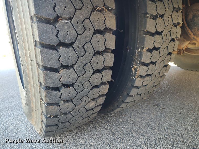 image for item MM9808 2008 Thomas  school bus